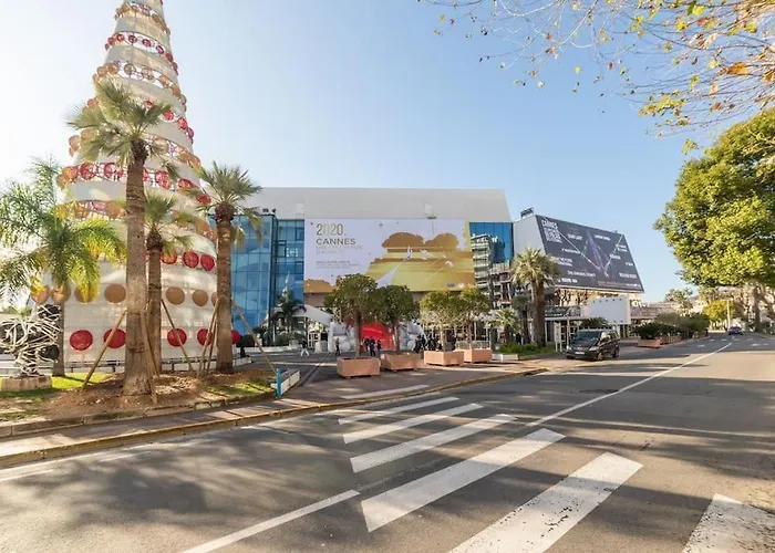 Luxury Apartment - 150m to Palais des Festivals ( Cannes )